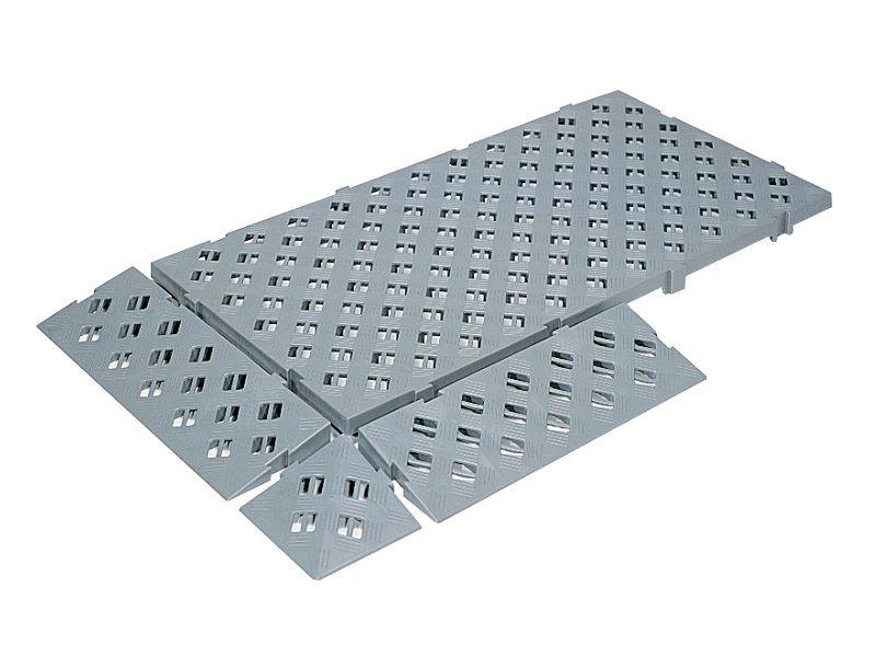 Modular foot-board 60x60 grilled